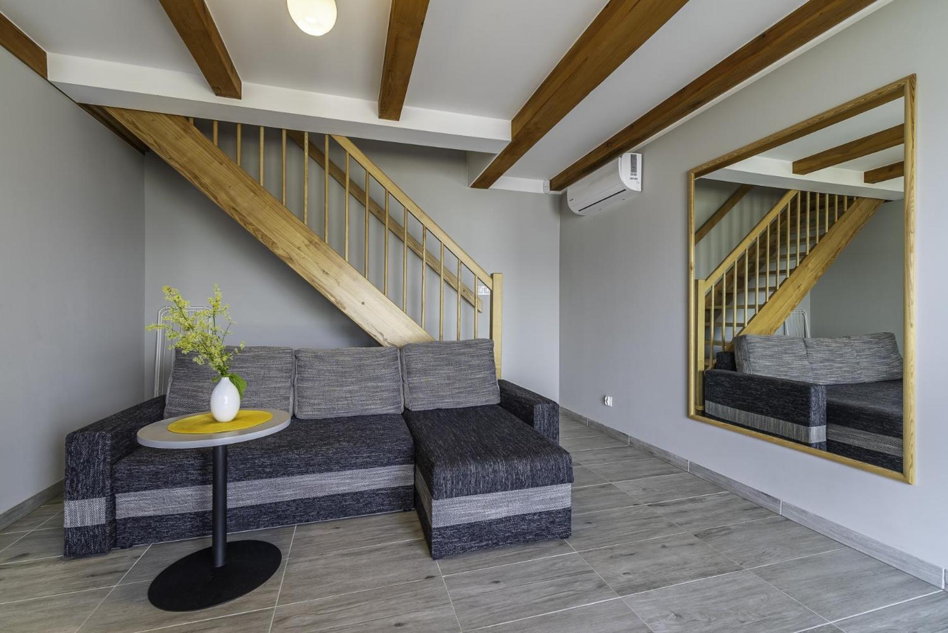 Frajda Domki - Apartamenty 6-Osobowe - Salon I Dwie Sypialnie Oraz Studia 4-Osobowe - Pokoj Z Aneksem Kuchennym ريفال المظهر الخارجي الصورة
